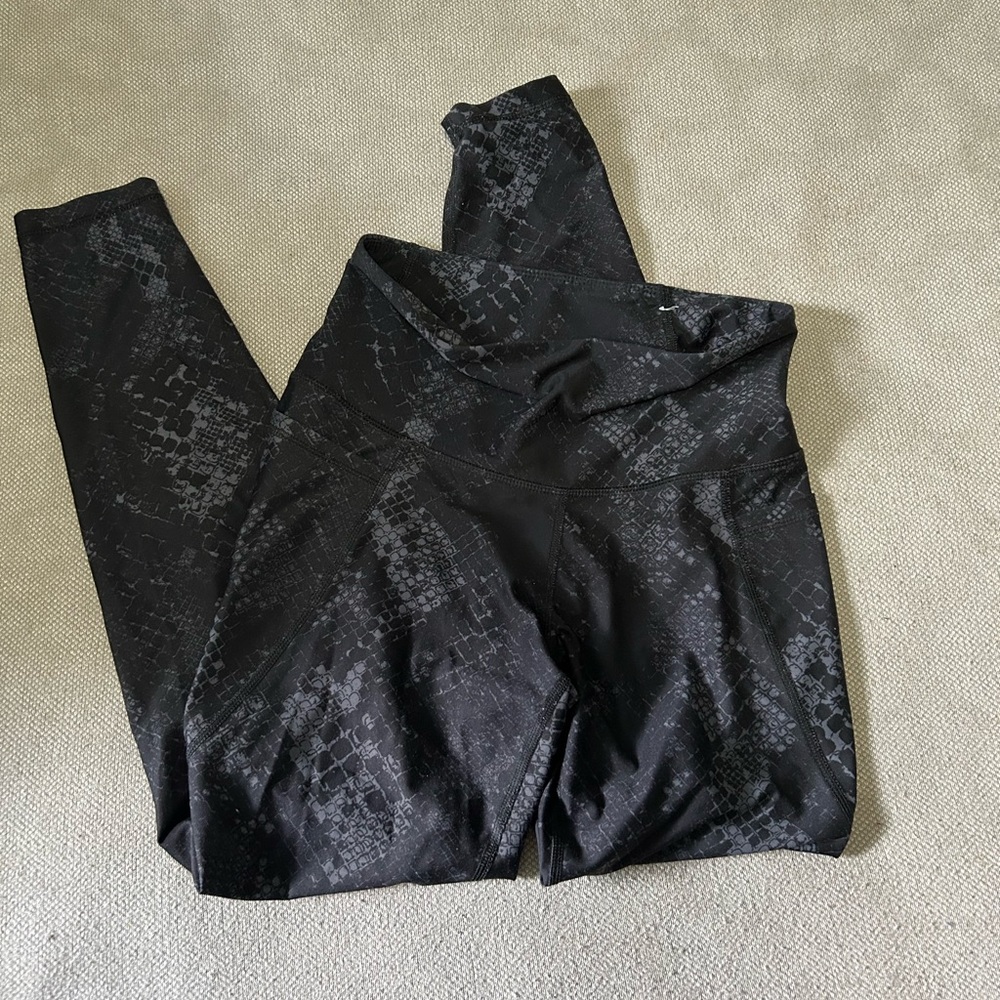 Old navy work out leggings